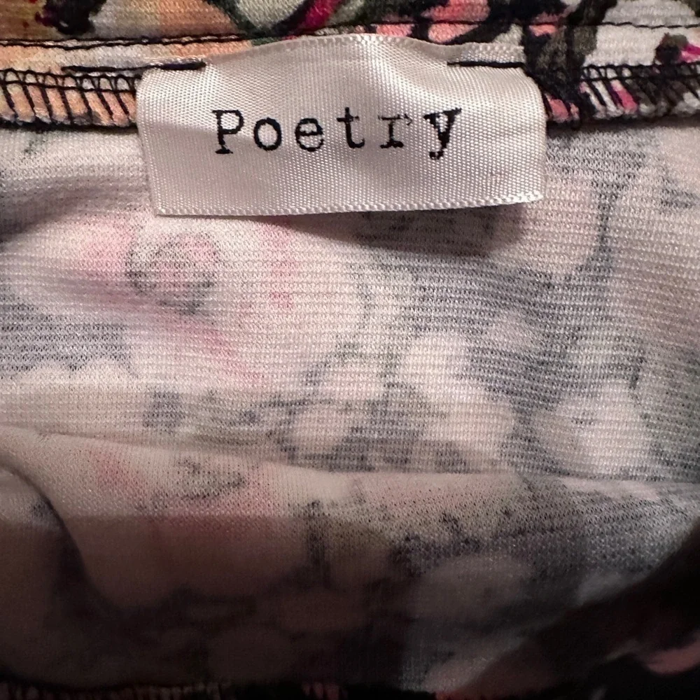 Poetry black floral